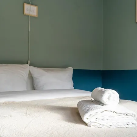 Park Slaski Comfy By Bookinghost Apartman *