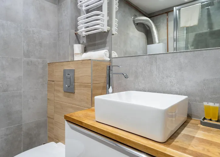 Park Slaski Comfy By Bookinghost